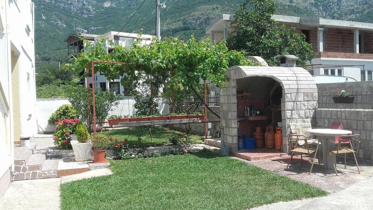 Apartments Avdic Sutomore Ngoại thất bức ảnh
