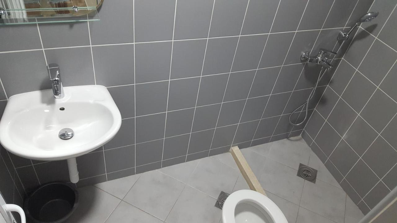 Apartments Avdic Sutomore Ngoại thất bức ảnh