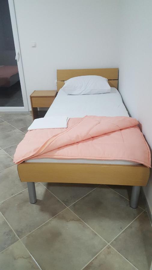 Apartments Avdic Sutomore Ngoại thất bức ảnh